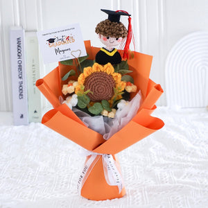 Personalized Crochet Graduation Bouquet Doll - Class of 2026 Keepsake