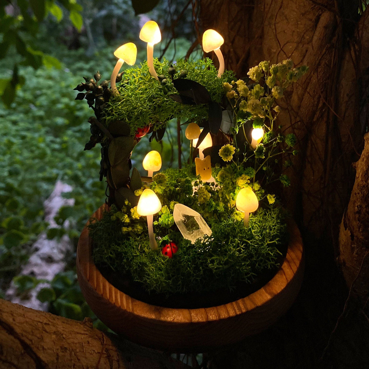 Cute Mushroom Wreath Lamp Crystal Handmade Night Light